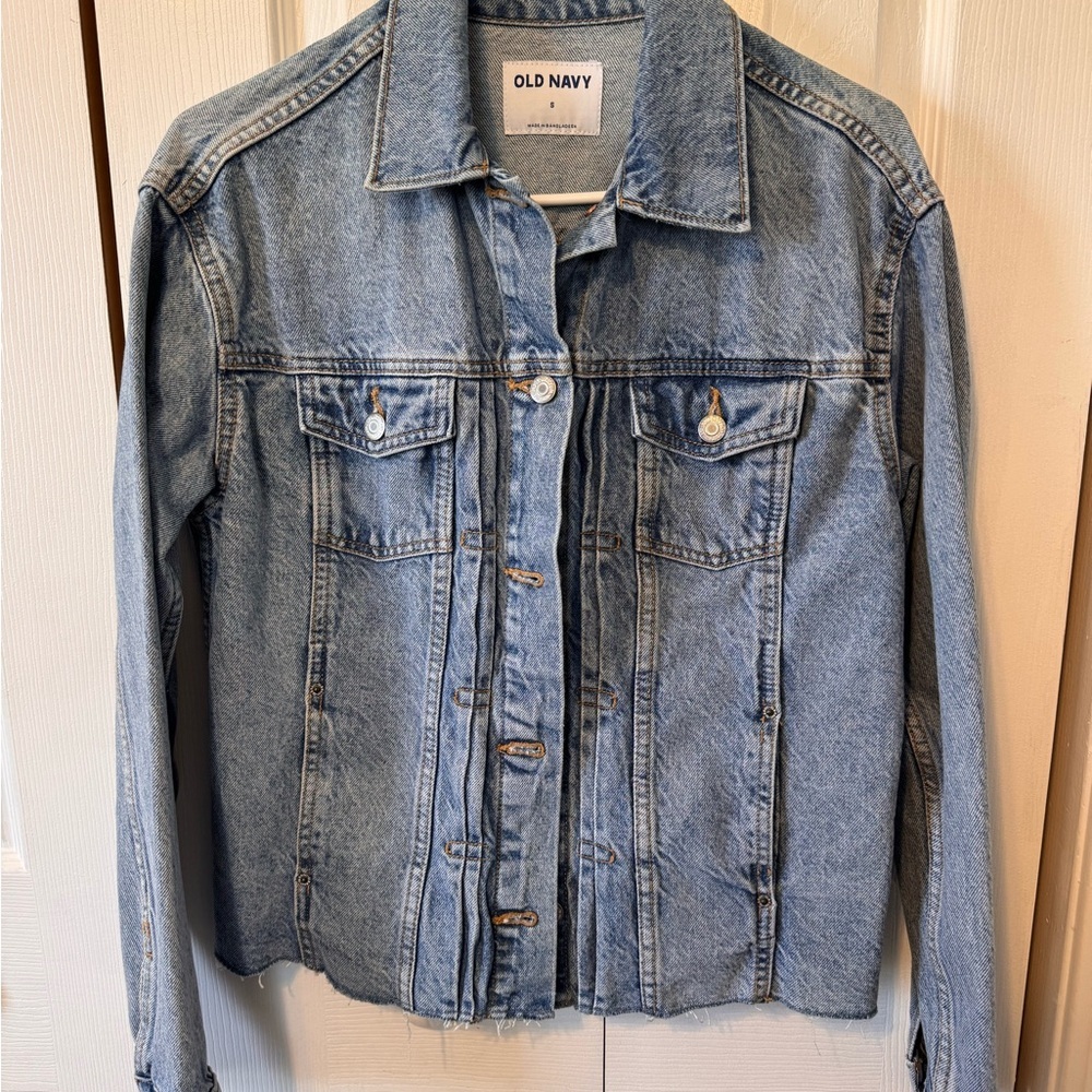 NWTS Old Navy Women's Light Blue Jean Jacket Classic Button Up Size Small - Picture 2 of 13